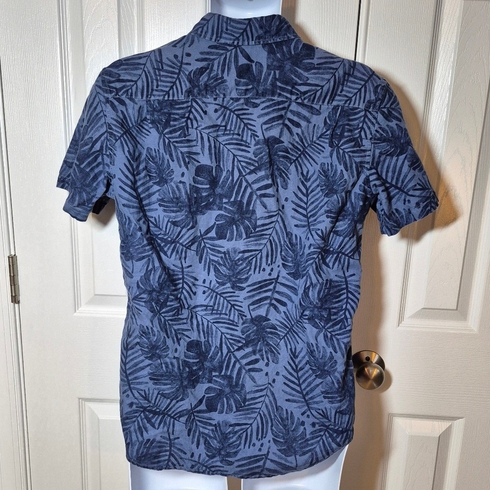 Gap Hawaiian blue linen short sleeve button shirt monsterra‎ leaf mens small - Picture 10 of 15